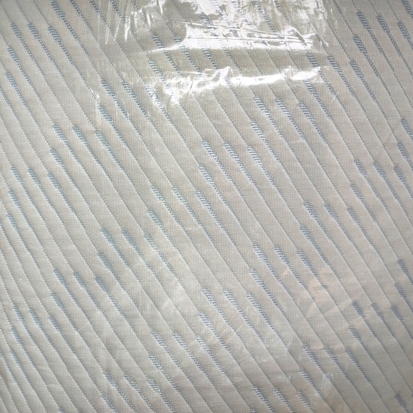 New In Box Serta Soothing Cool Gel Memory Foam Pillow Queen - Picture 10 of 11